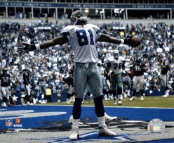 Terrell-Owens-Photograph-C12396267